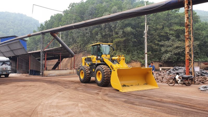máy xúc lật sdlg l953-13