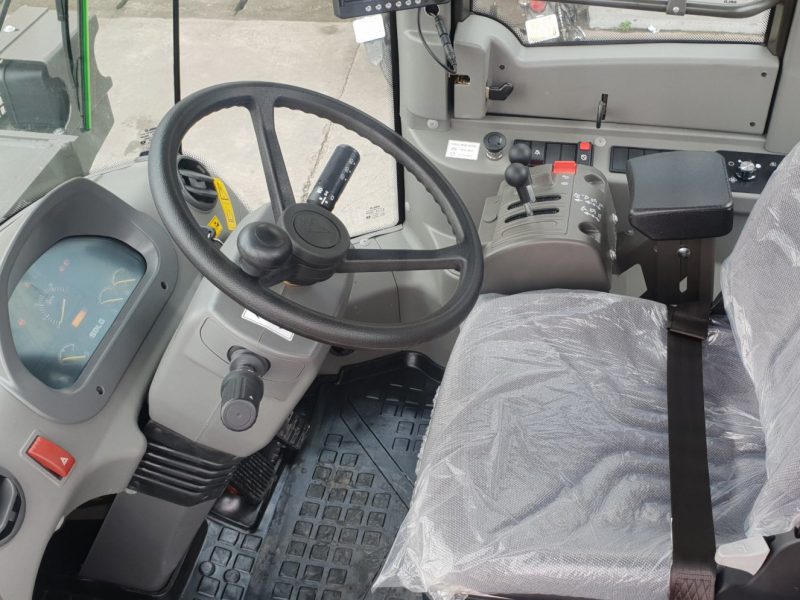 cụm tay chang VOLVO