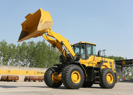 máy xúc lật sdlg l968f