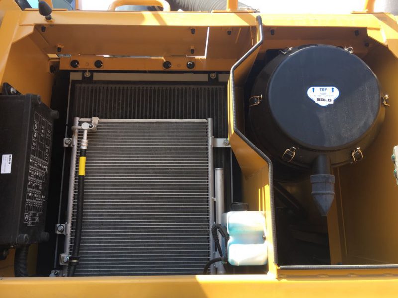 máy xúc đào sdlg E6360F-8