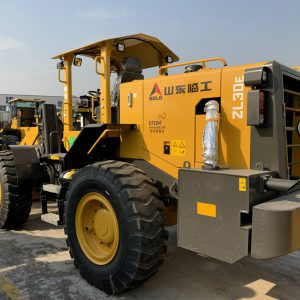 xúc lật chui hầm sdlg
