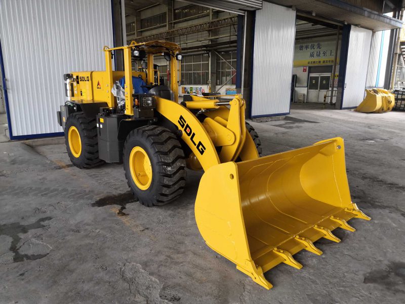 xúc lật chui hầm sdlg ZL20E-13
