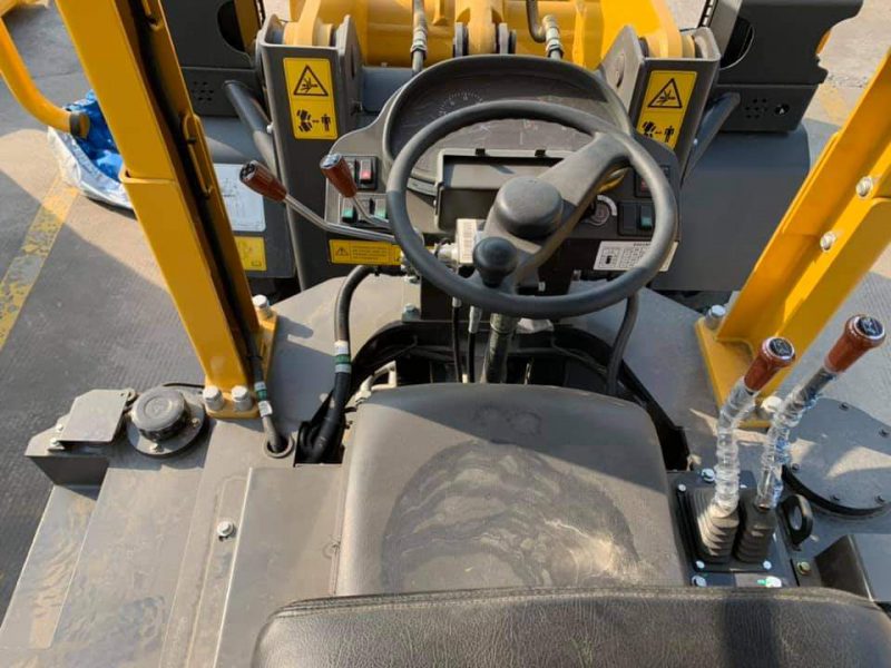 xúc lật chui hầm sdlg zl20e-8