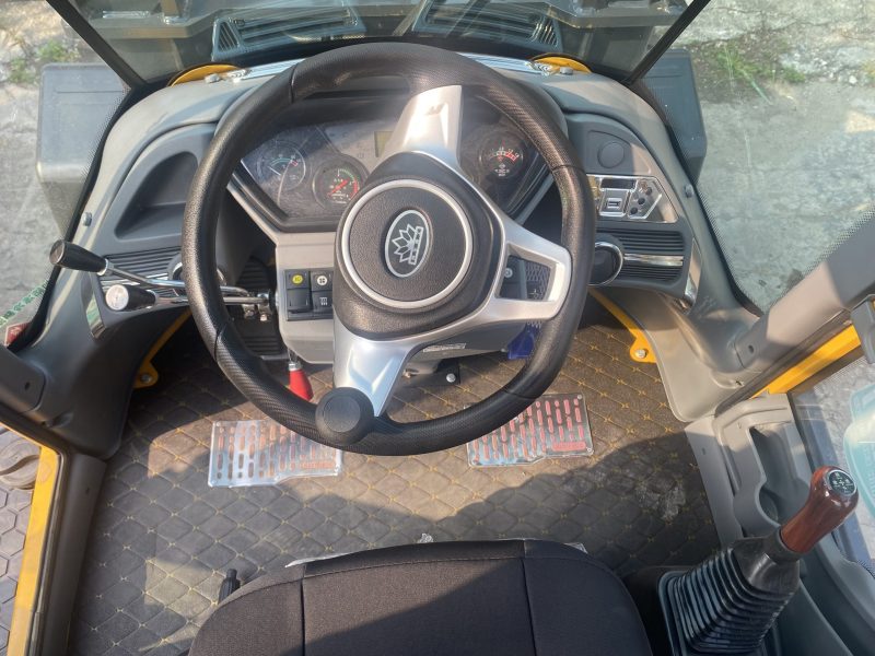 máy xúc lật hj929-5 hj929-5